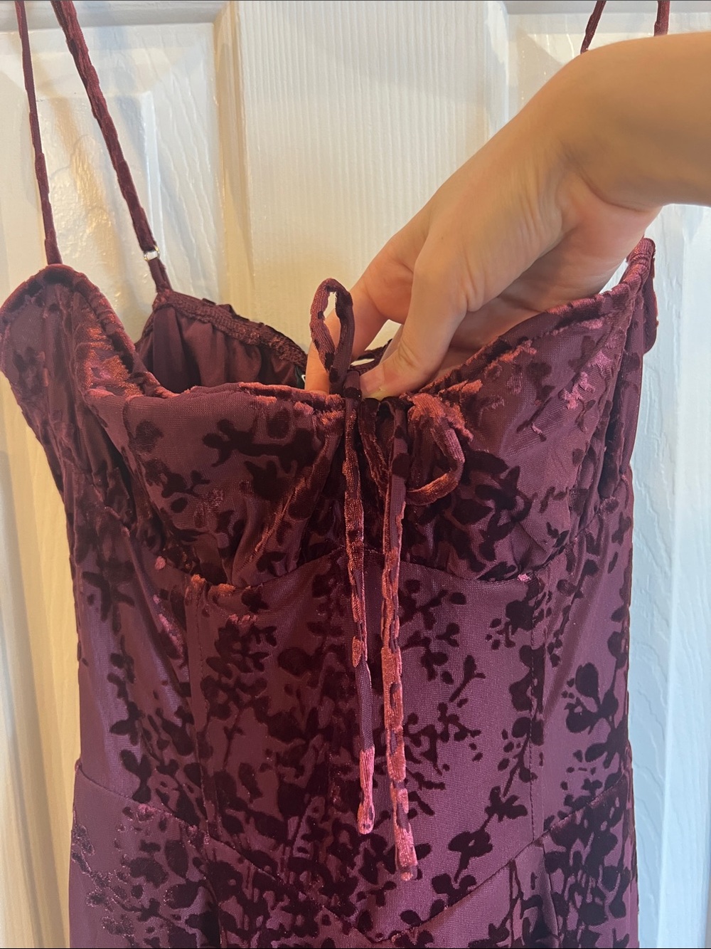 Windsor Wine Velvet Burnout Dress with Lace-Up Bust - Picture 3 of 5